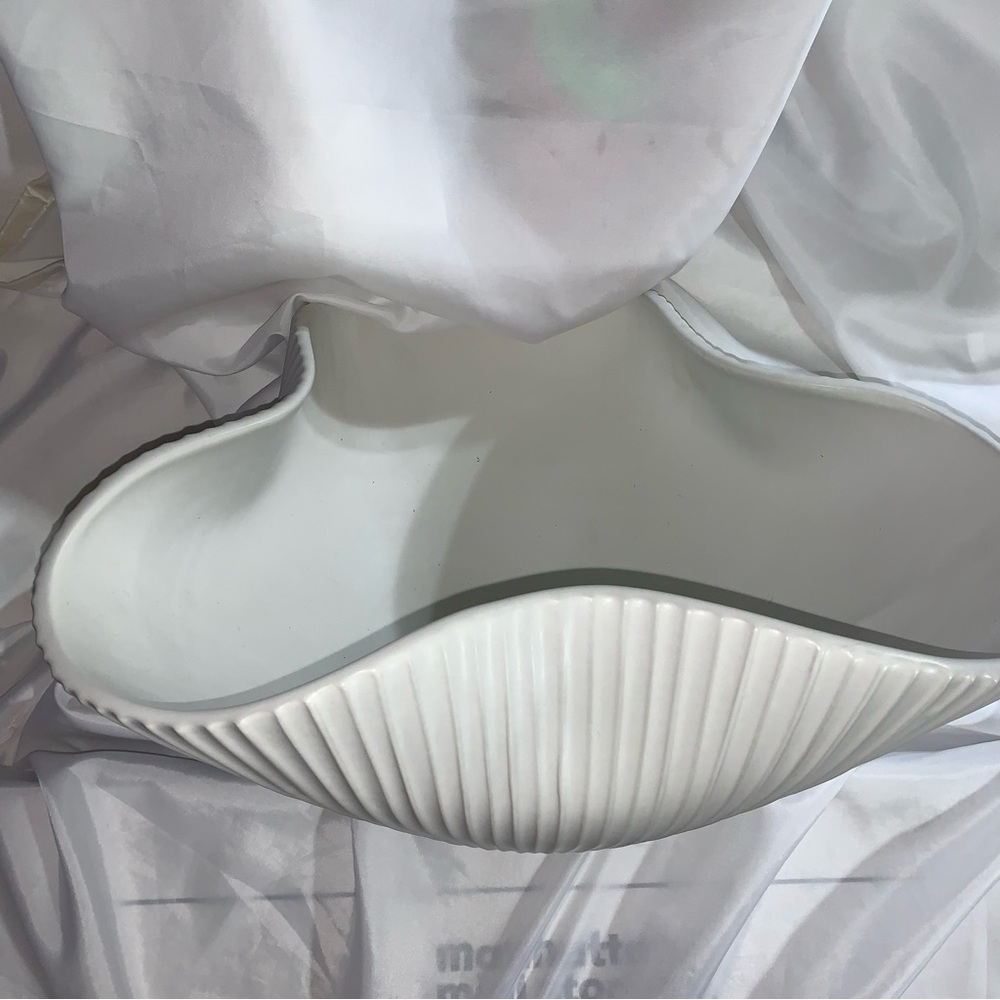 rare! JONATHAN ADLER matte white glazed ribbed PINCH POT BOWL extra large - Picture 7 of 12